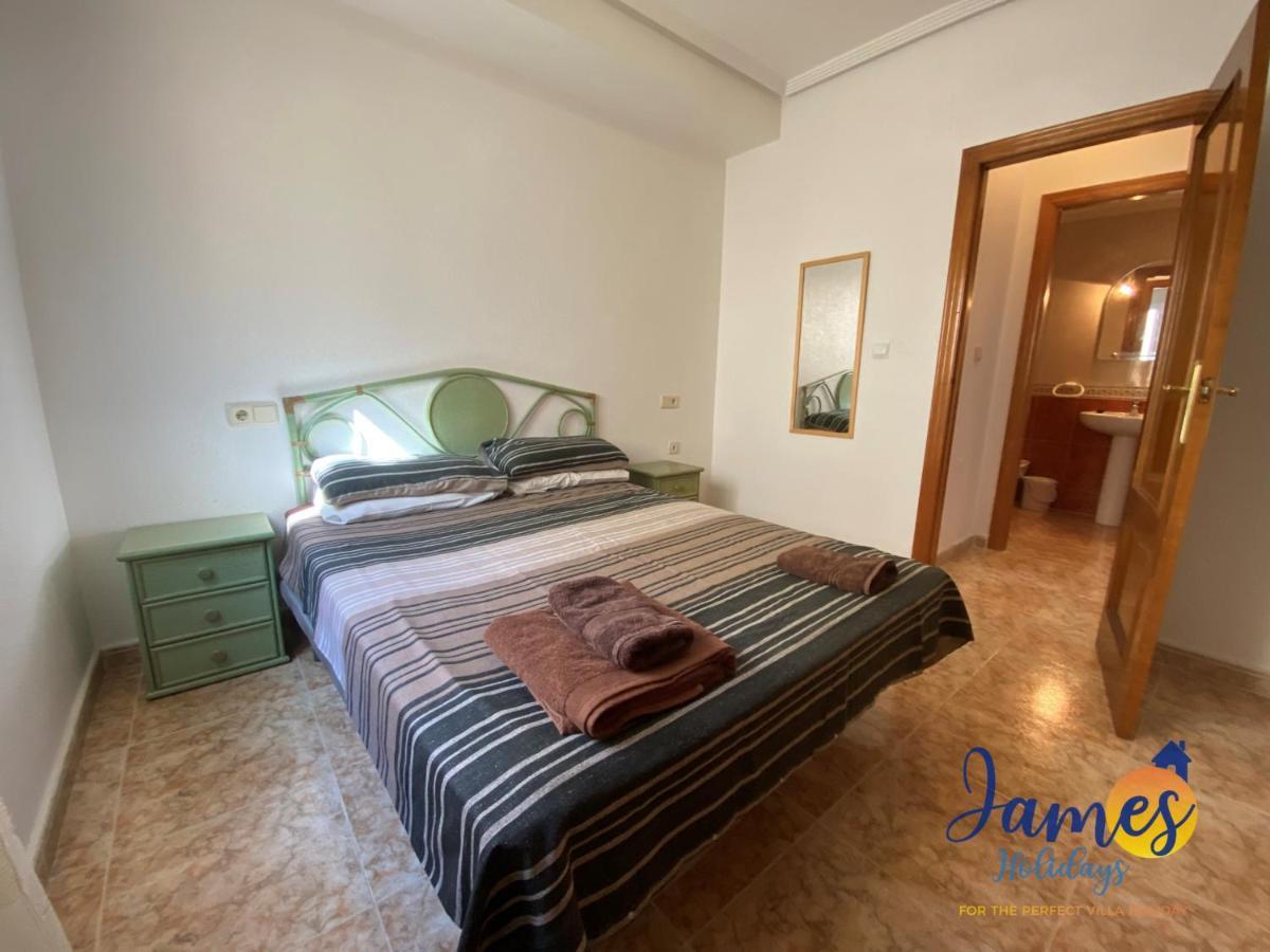 La Cinuelica, R1 1St Floor Apartment Com Pool L180 托雷维耶哈 外观 照片